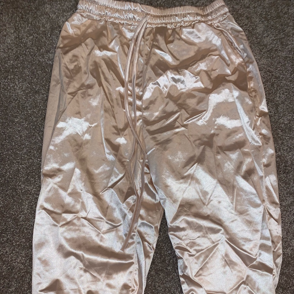 Joggers Not Sure Of Brand